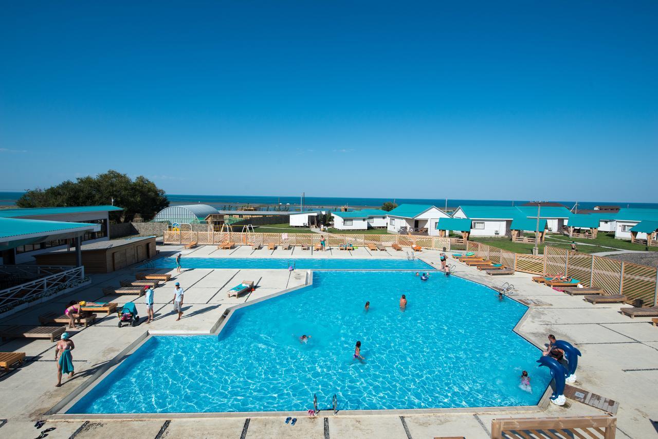Aquamarine Resort Akshi Eksteriør billede
